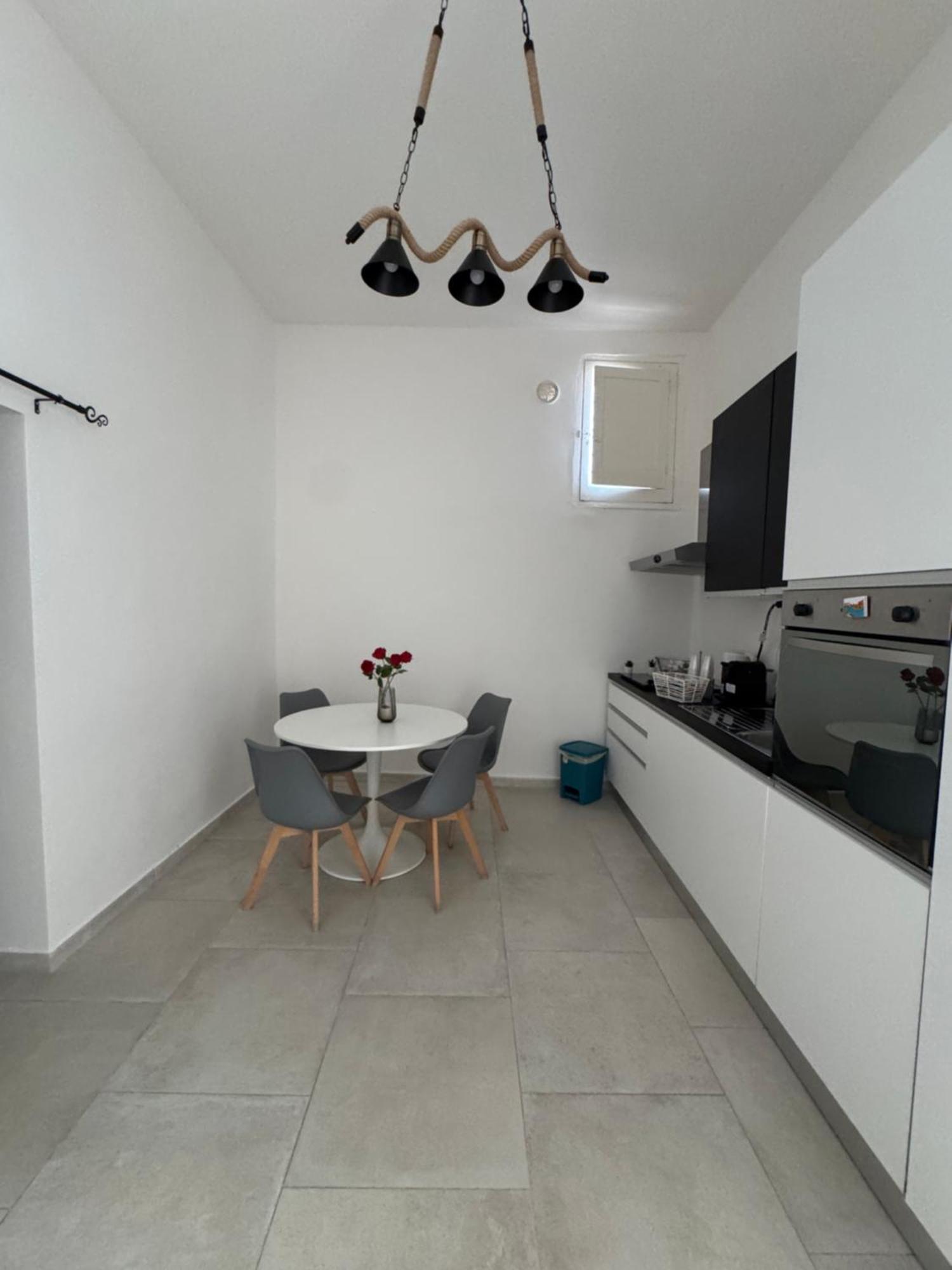 L&s Holiday home *